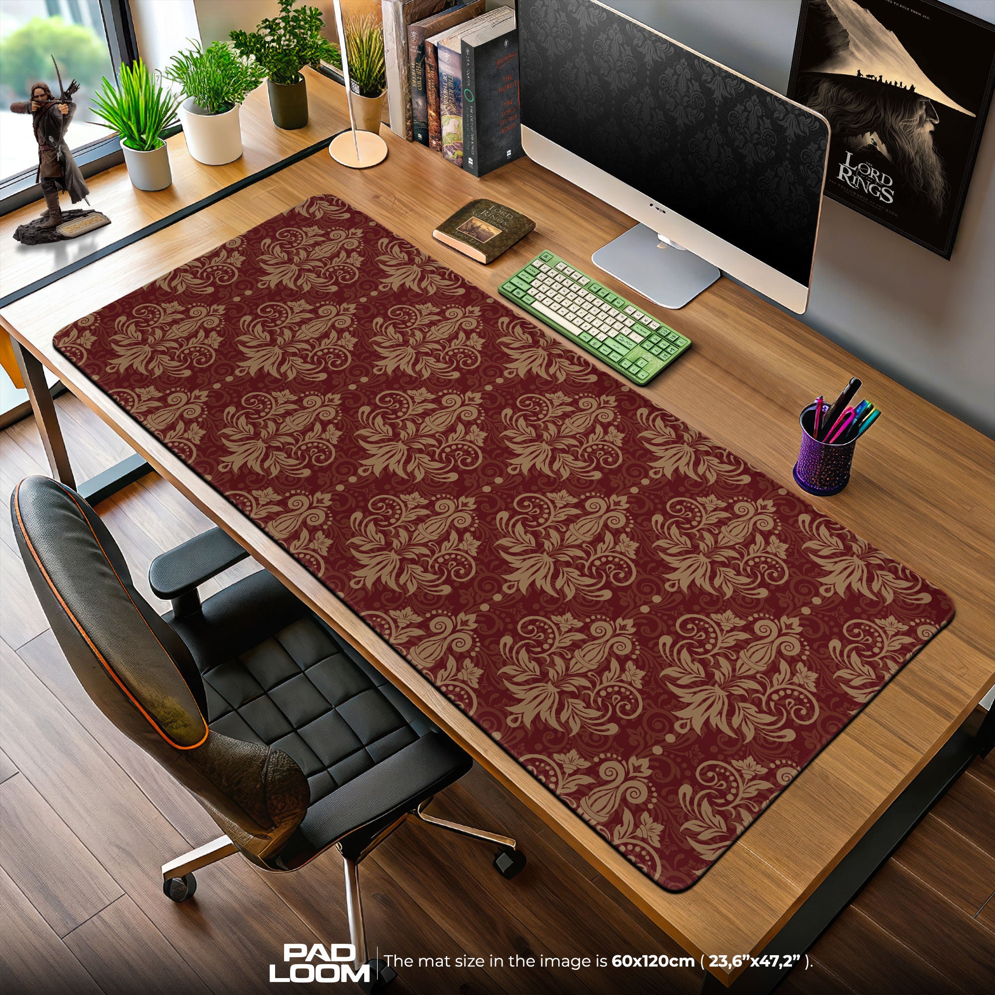 Baroque Red Damask Mouse Pad, Vintage Gold Gaming Desk Mat