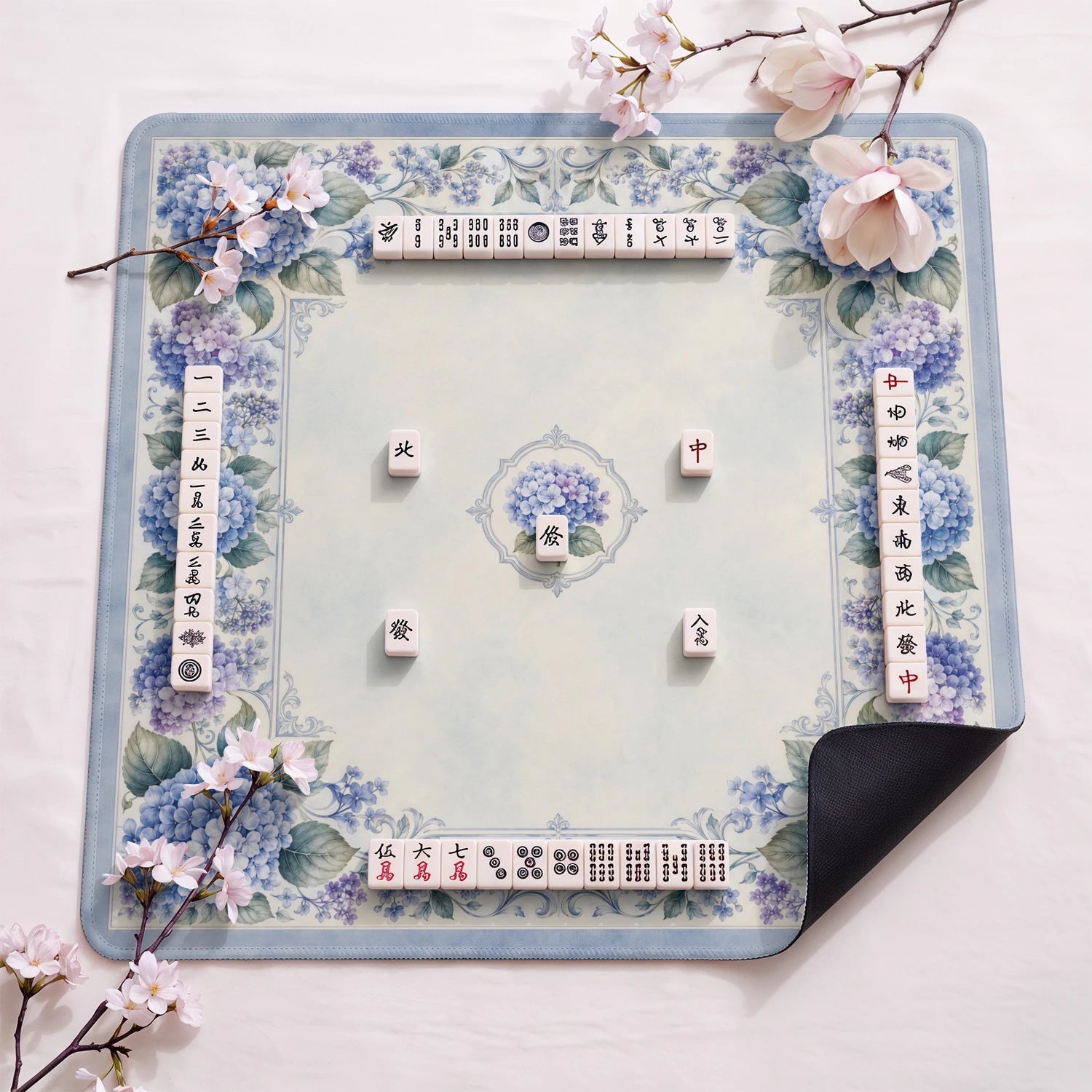 Blue Porcelain Hydrangea Mahjong Mat - Mahjong
