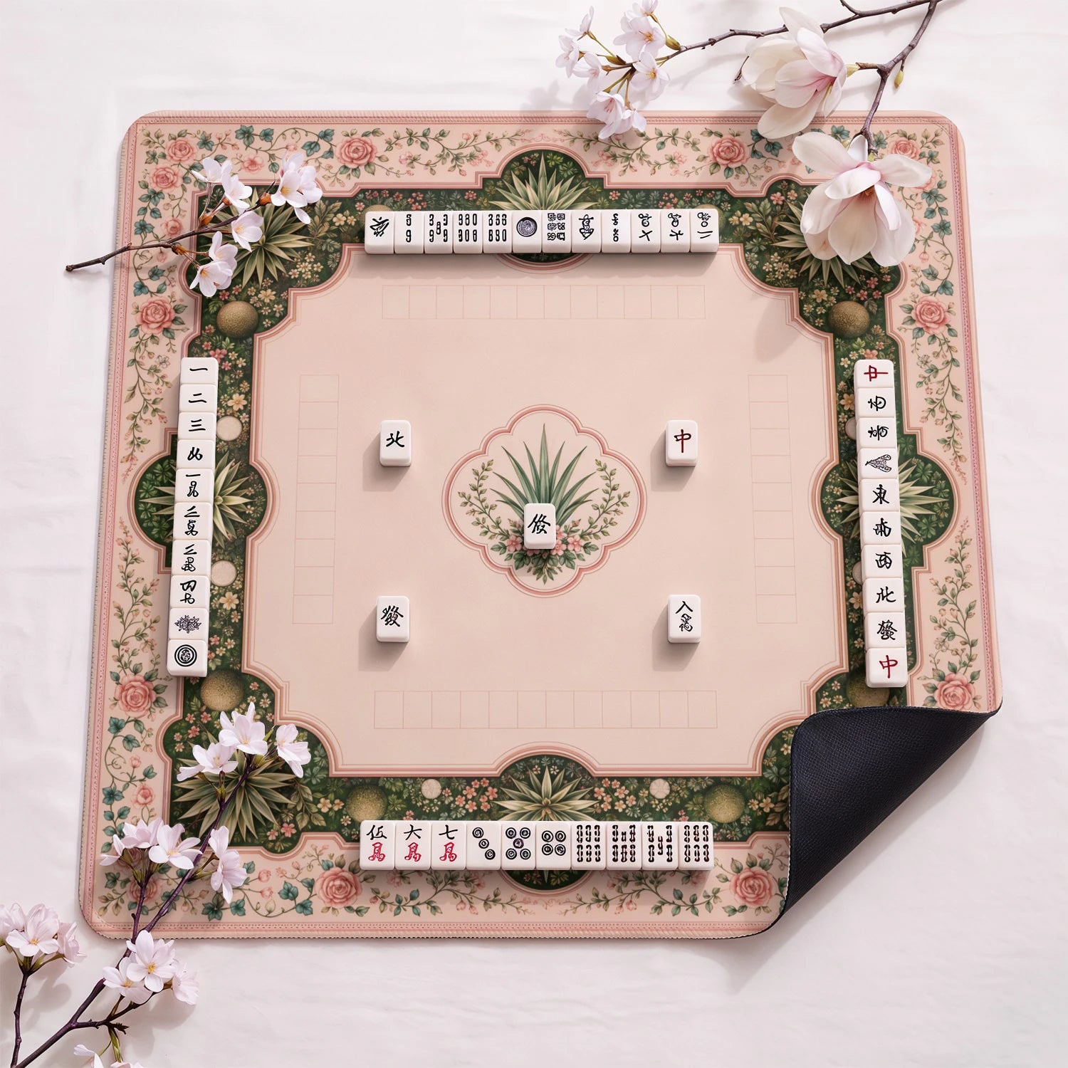 Blush Agave design close-up on mahjong mat surface