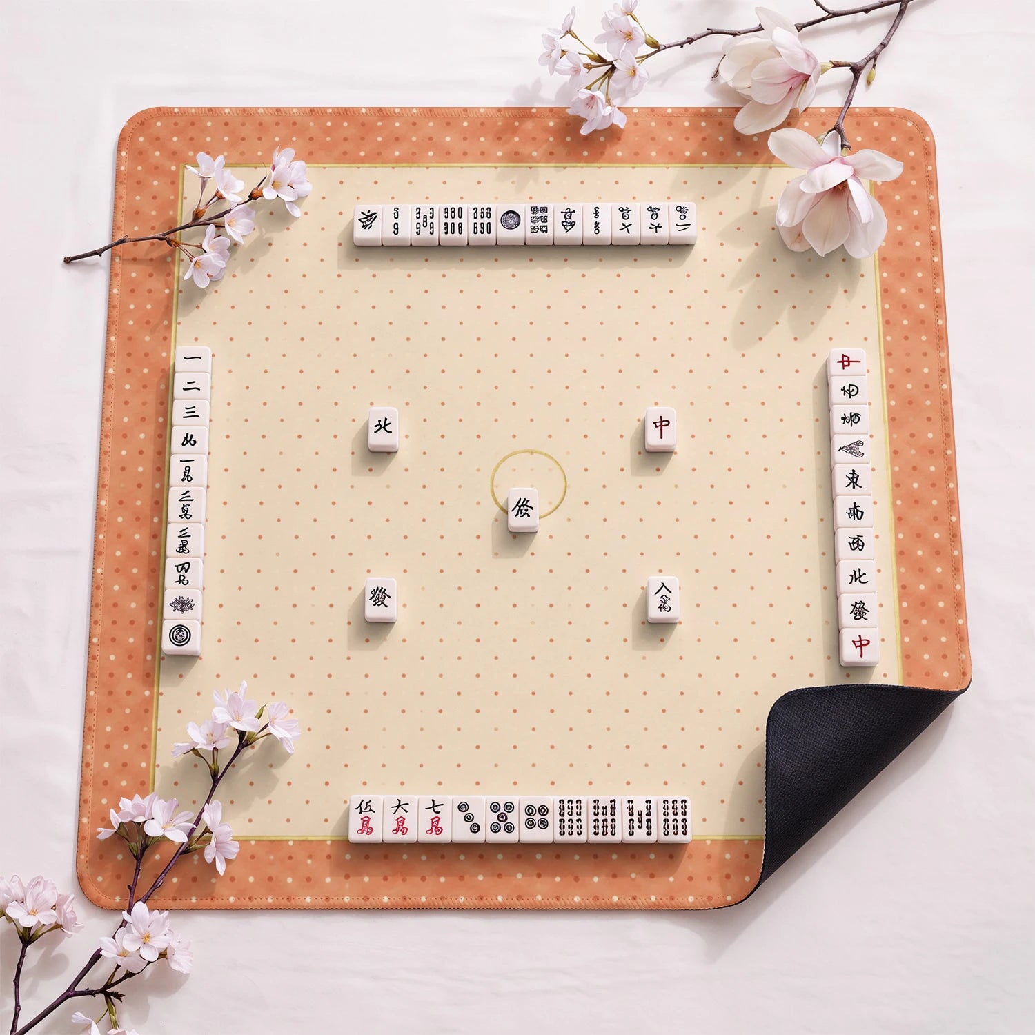 Coral Dot design close-up on mahjong mat surface