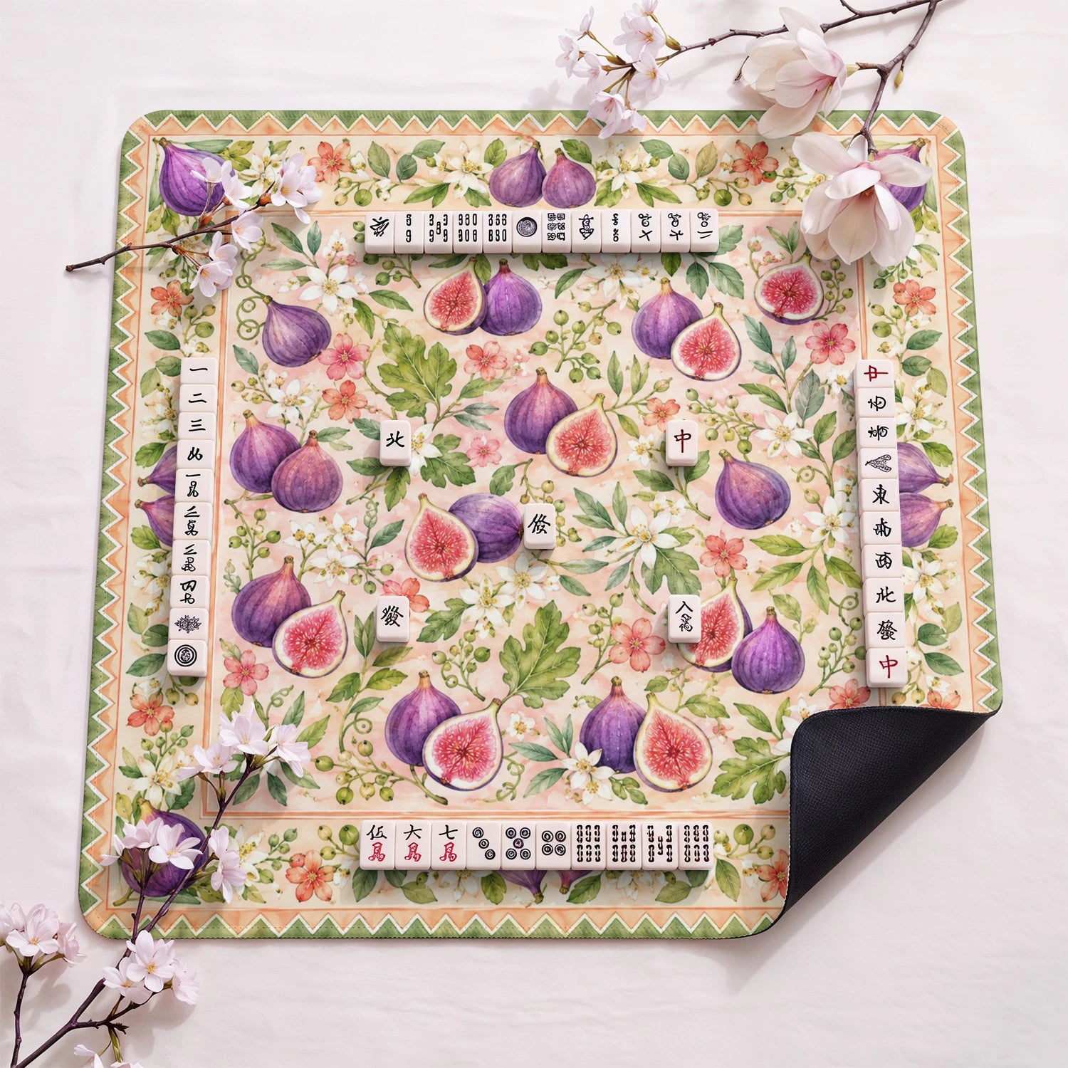 Fig Blossom design close-up on mahjong mat surface