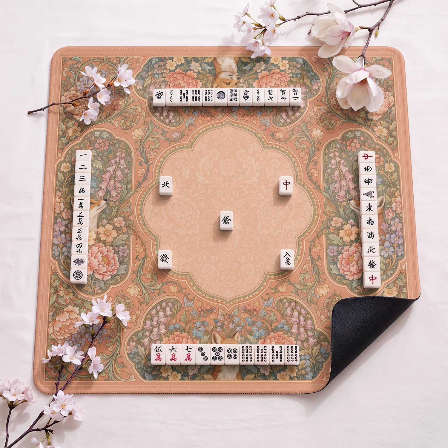 Peach Fox design close-up on mahjong mat surface