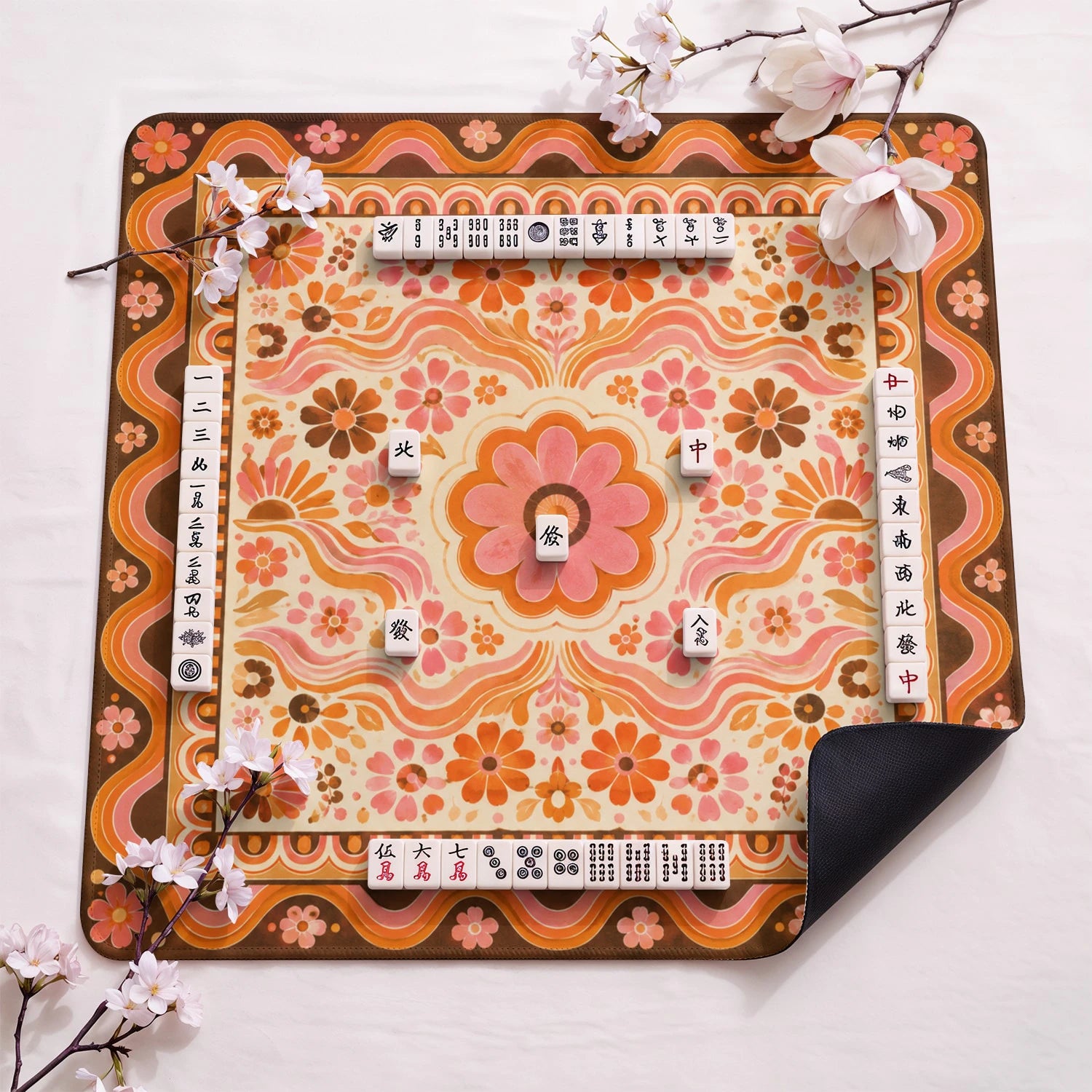 Retro Blush Bloom design close-up on mahjong mat surface