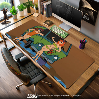 Scooby-Doo Mouse Pad, Daphne & Velma Beach Day Cartoon Desk Mat
