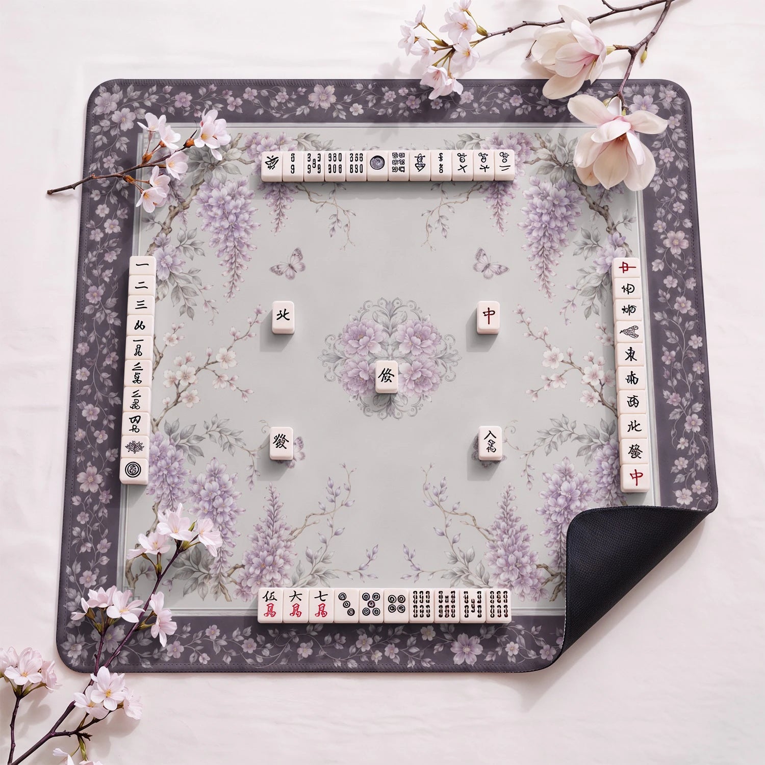 Wisteria Grey design close-up on mahjong mat surface