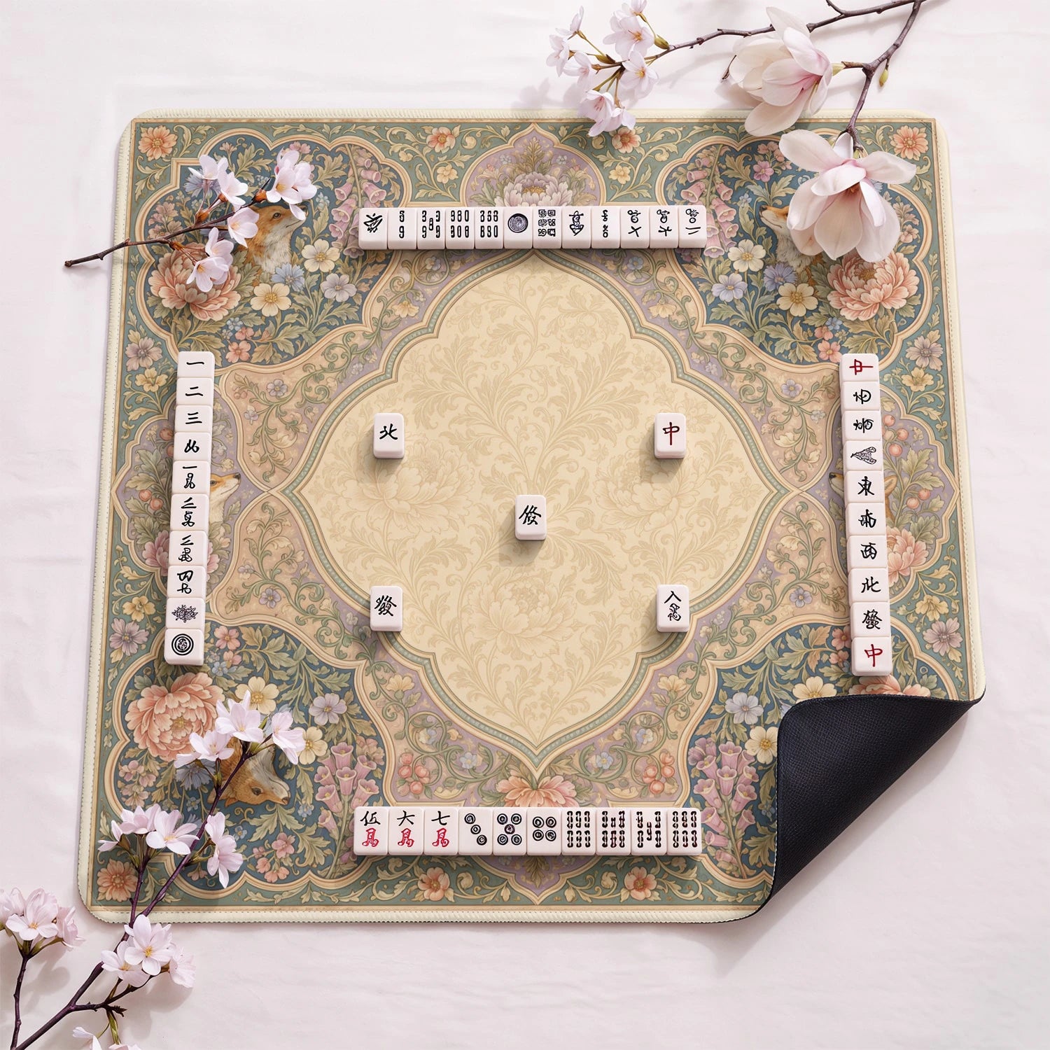 Woodland Fox design close-up on mahjong mat surface